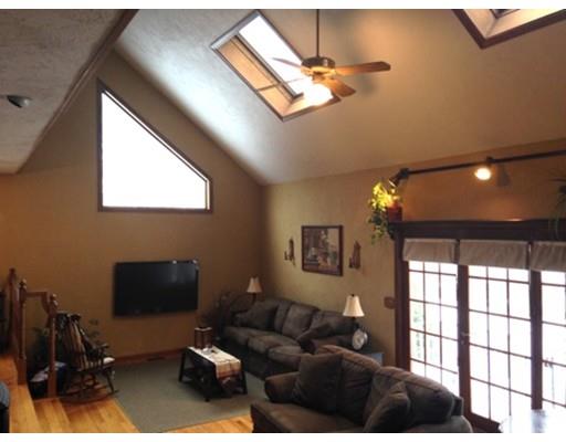 19 Emile St, Worcester, MA 01604 photo 8