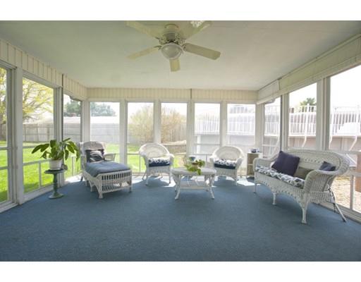 8 Exeter Rd, Beverly, MA 01915 photo 13