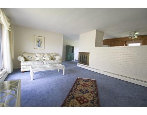 8 Exeter Rd, Beverly, MA 01915 photo 3