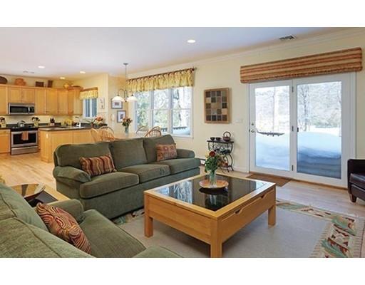 52 Pond St, Needham, MA 02492 photo 6