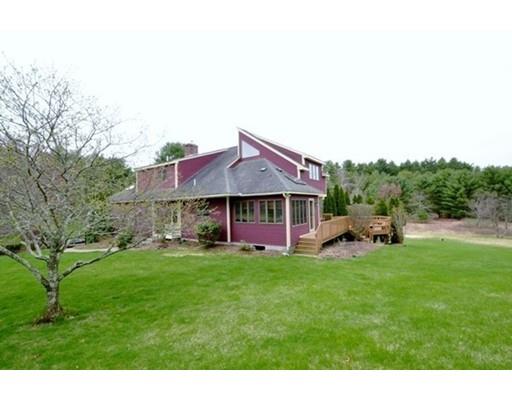 53 South St, Upton, MA 01568 photo 21