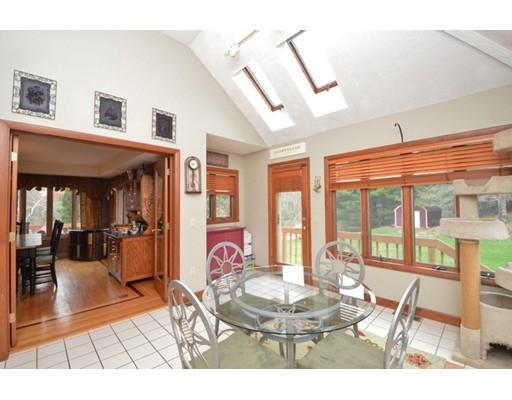 53 South St, Upton, MA 01568 photo 10
