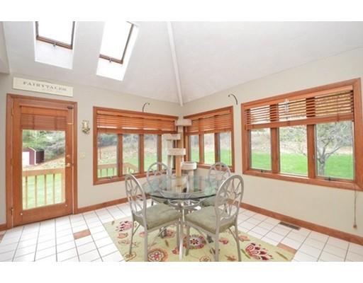 53 South St, Upton, MA 01568 photo 9