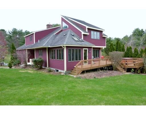 53 South St, Upton, MA 01568 photo 2