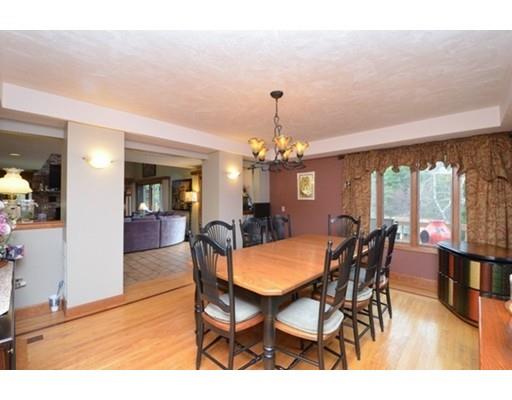 53 South St, Upton, MA 01568 photo 11
