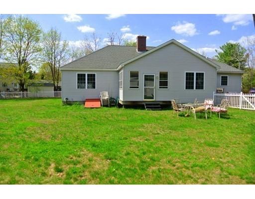 19 Mount View Dr, Clinton, MA 01510 photo 3