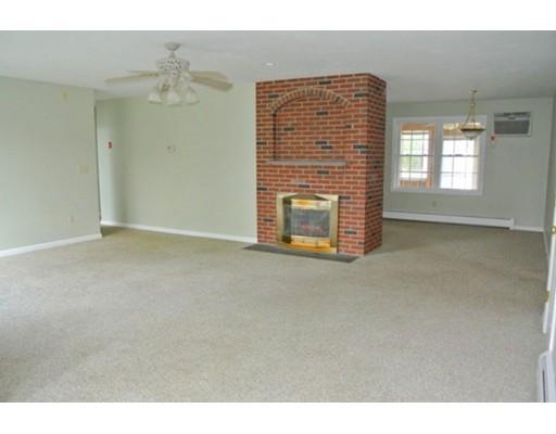 19 Mount View Dr, Clinton, MA 01510 photo 11