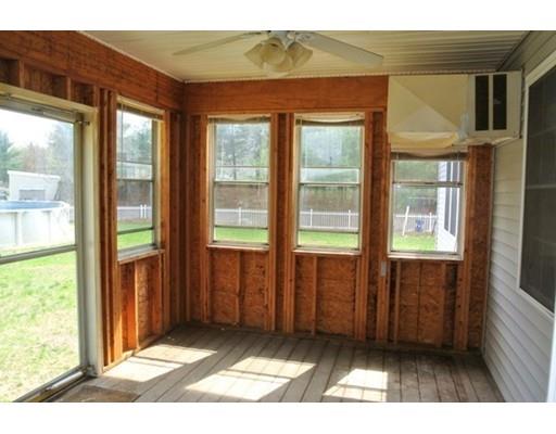 19 Mount View Dr, Clinton, MA 01510 photo 10