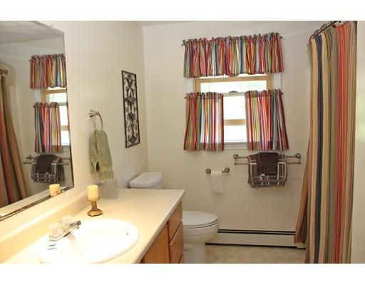 4 William St, Wakefield, MA 01880 photo 13