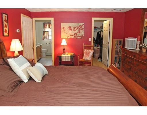4 William St, Wakefield, MA 01880 photo 11