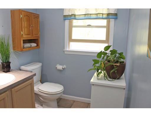 4 William St, Wakefield, MA 01880 photo 10