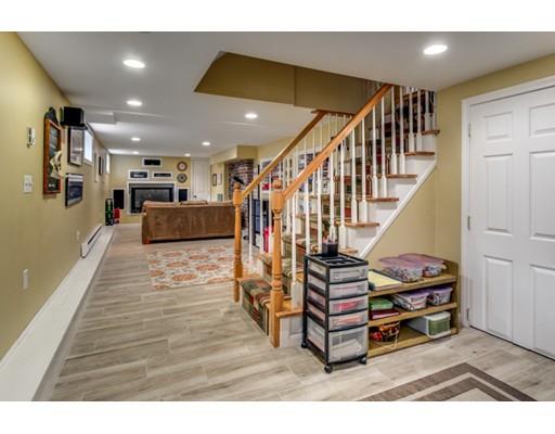 99 Mayflower Rd, Needham, MA 02492 photo 11