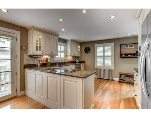 99 Mayflower Rd, Needham, MA 02492 photo 4