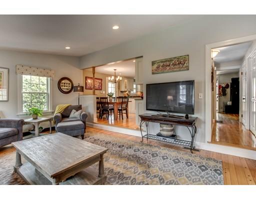 99 Mayflower Rd, Needham, MA 02492 photo 9