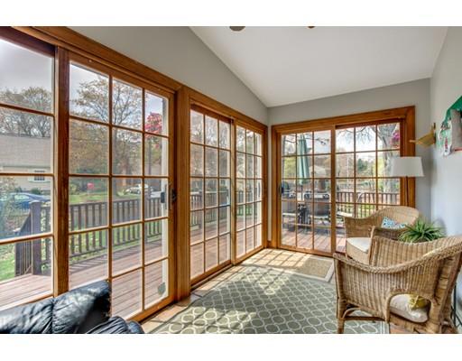 99 Mayflower Rd, Needham, MA 02492 photo 10