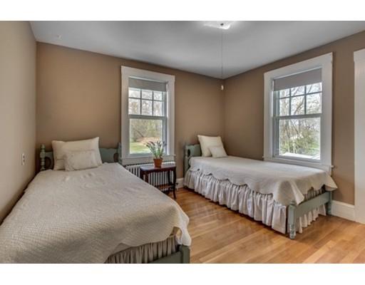 106 County Rd, Reading, MA 01867 photo 24