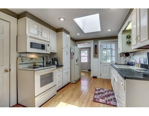 106 County Rd, Reading, MA 01867 photo 18