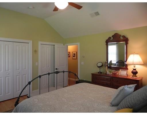 484 E Washington St, Hanson, MA 02341 photo 8
