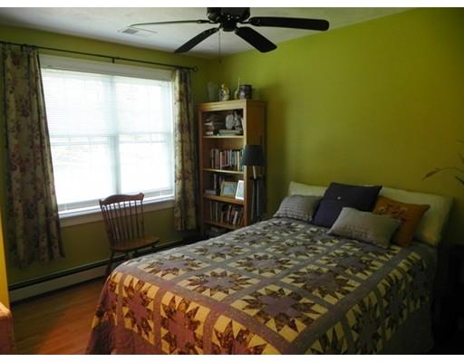 484 E Washington St, Hanson, MA 02341 photo 9