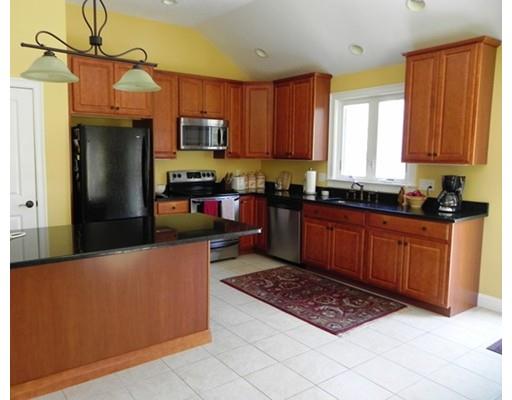 484 E Washington St, Hanson, MA 02341 photo 5