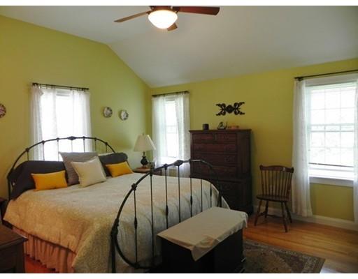 484 E Washington St, Hanson, MA 02341 photo 7