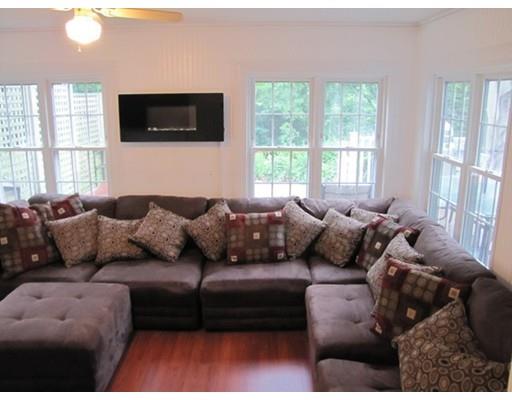 515 Salisbury St, Worcester, MA 01609 photo 16