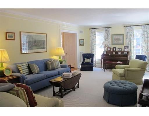11 Old Colony Rd, Worcester, MA 01609 photo 5