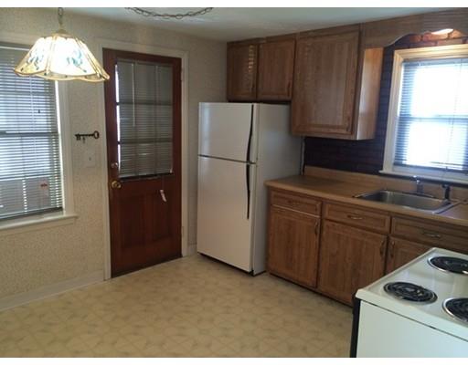 124 Derryfield Ave, Springfield, MA 01118 photo 5