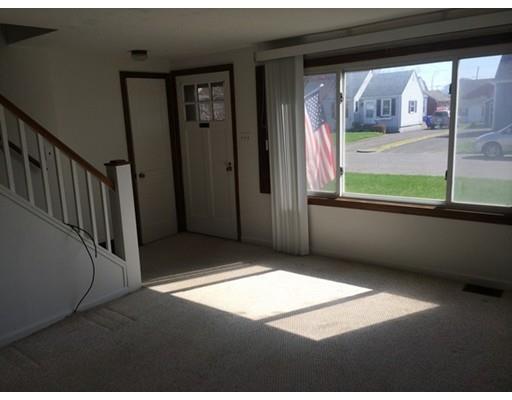 124 Derryfield Ave, Springfield, MA 01118 photo 14