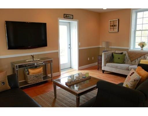 223 Chicopee St, Chicopee, MA 01013 photo 3