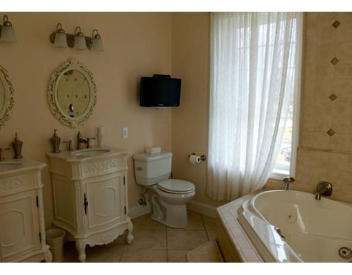 223 Chicopee St, Chicopee, MA 01013 photo 7