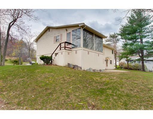 39 Venus Dr, Worcester, MA 01605 photo 4