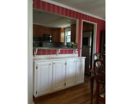 9 Grosvenor Rd, Needham, MA 02492 photo 5