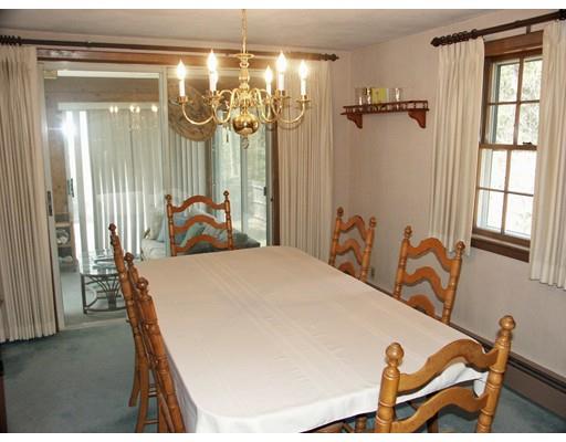 7 Lois Dr, Walpole, MA 02081 photo 4