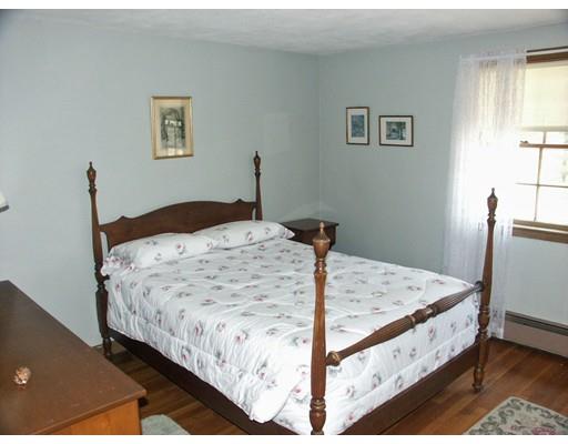 7 Lois Dr, Walpole, MA 02081 photo 10