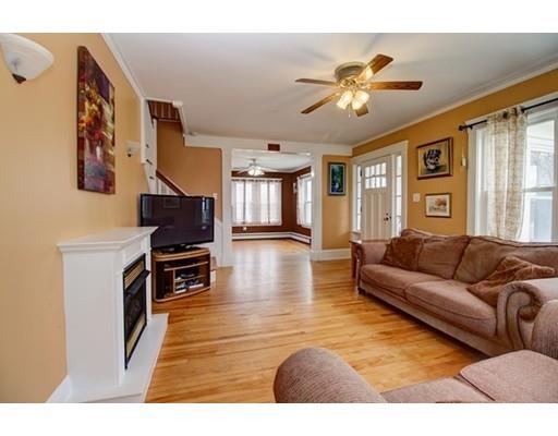 36 Steele St, Worcester, MA 01607 photo 6