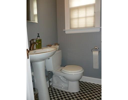 255 May St, Worcester, MA 01602 photo 16