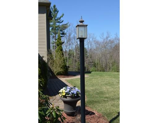13 Fox Run, Ayer, MA 01432 photo 4