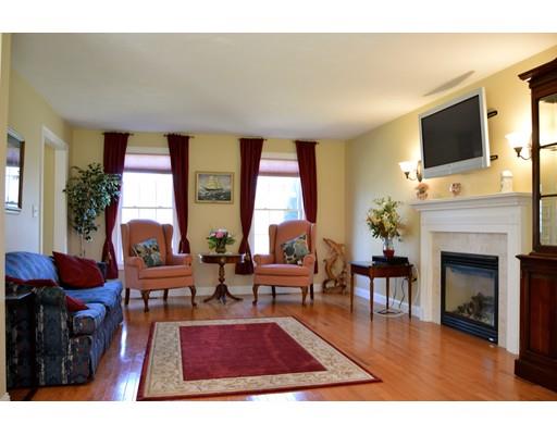 13 Fox Run, Ayer, MA 01432 photo 6