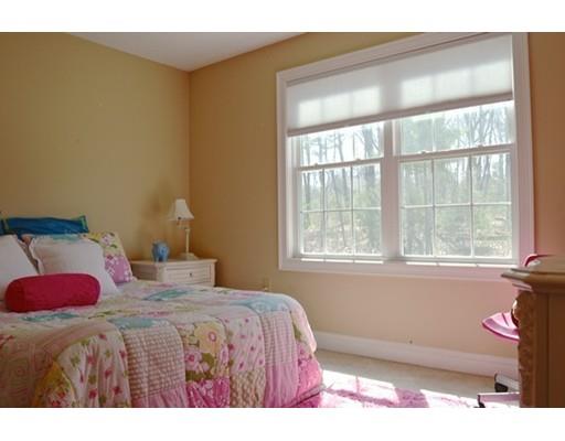 13 Fox Run, Ayer, MA 01432 photo 23