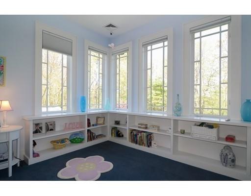 27 Robin Rd, Weston, MA 02493 photo 12