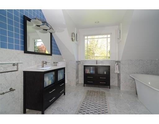 27 Robin Rd, Weston, MA 02493 photo 10