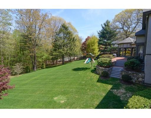 27 Robin Rd, Weston, MA 02493 photo 16