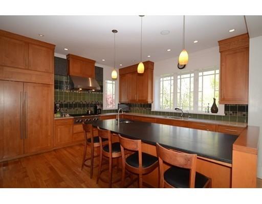 27 Robin Rd, Weston, MA 02493 photo 3