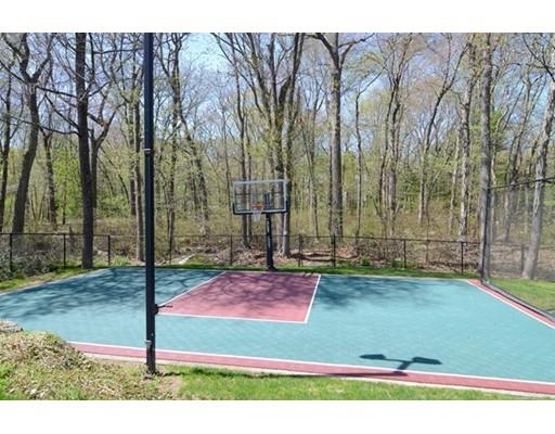 27 Robin Rd, Weston, MA 02493 photo 17