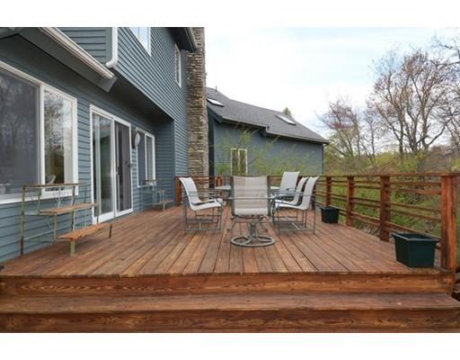 25 Lantern Ln, Worcester, MA 01609 photo 29