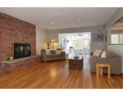 25 Lantern Ln, Worcester, MA 01609 photo 14