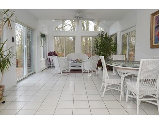 25 Lantern Ln, Worcester, MA 01609 photo 15