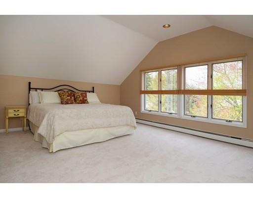 25 Lantern Ln, Worcester, MA 01609 photo 19
