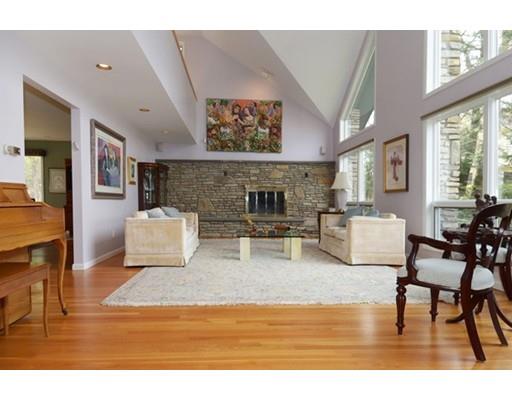 25 Lantern Ln, Worcester, MA 01609 photo 6